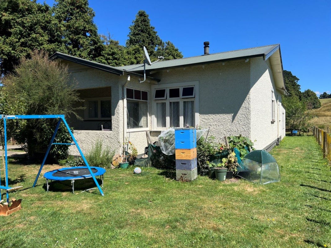 505 Tataramoa Road, Matamau - Carousel 1