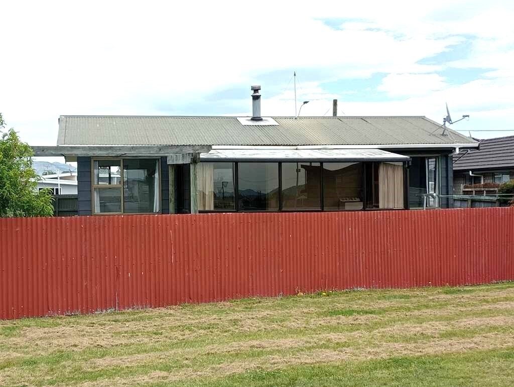 16 Lansdowne Street, Mayfield, Blenheim - Carousel 1