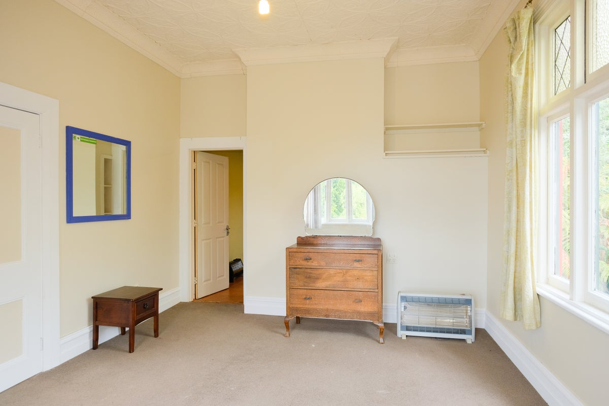 117 Bedford Street, Saint Clair, Dunedin - Carousel 21