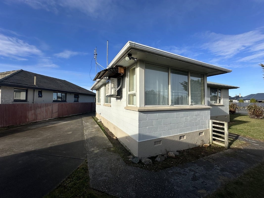 37 Lyon Street, Glengarry, Invercargill - Carousel 2