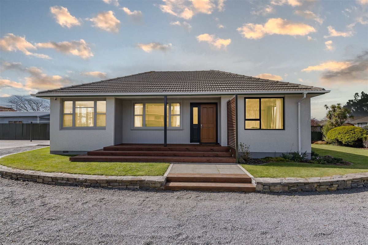 32 Taurima Street, Hei Hei, Christchurch - Carousel 1
