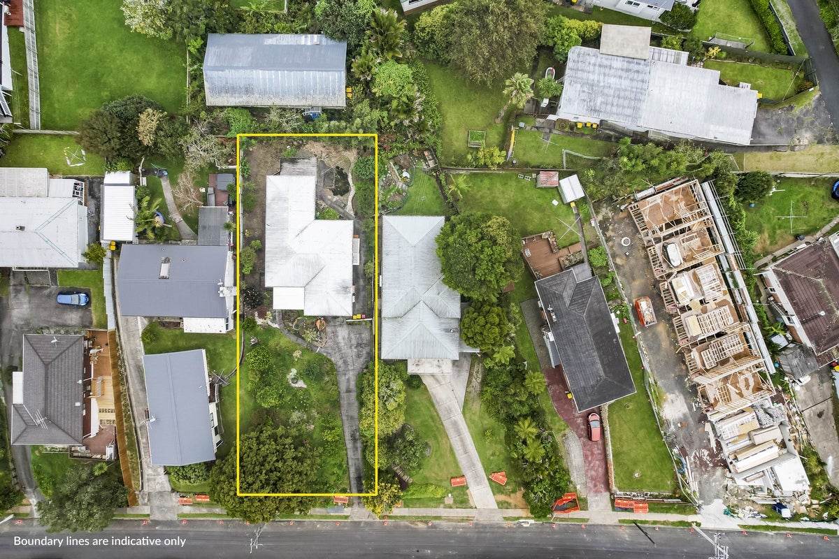 9 Park Road, Glenfield, Auckland - Carousel 1