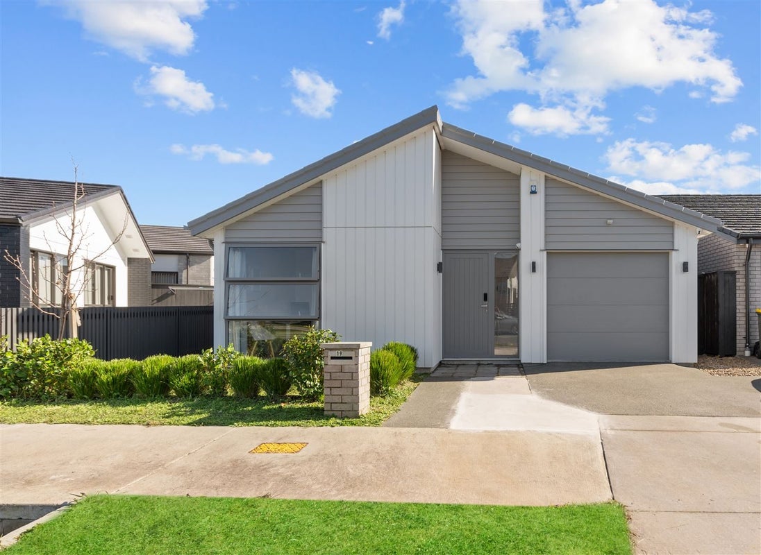 19 Roslyn Farm Street, Ramarama, Drury - Carousel 1