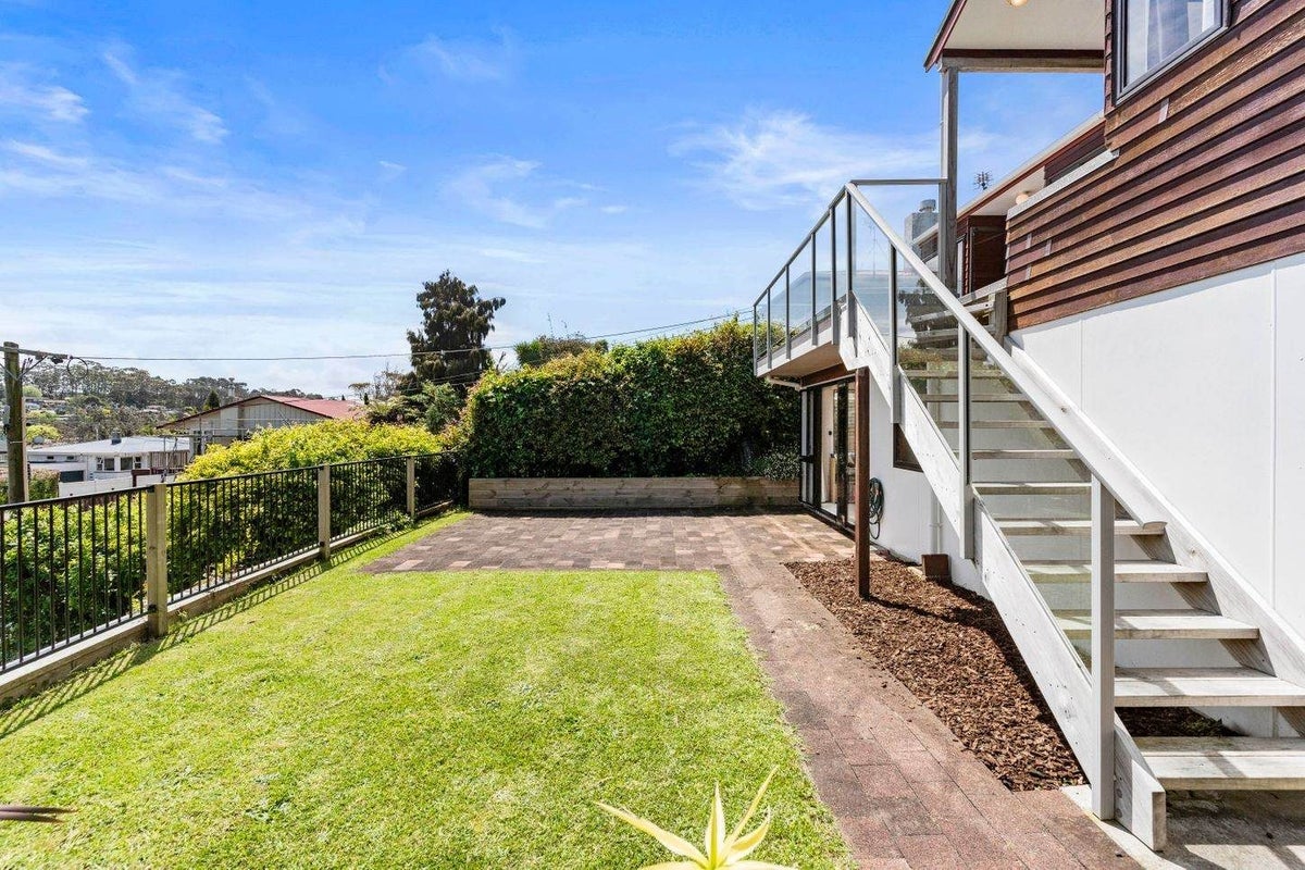 8 Webb Place, Forrest Hill, Auckland - Carousel 18