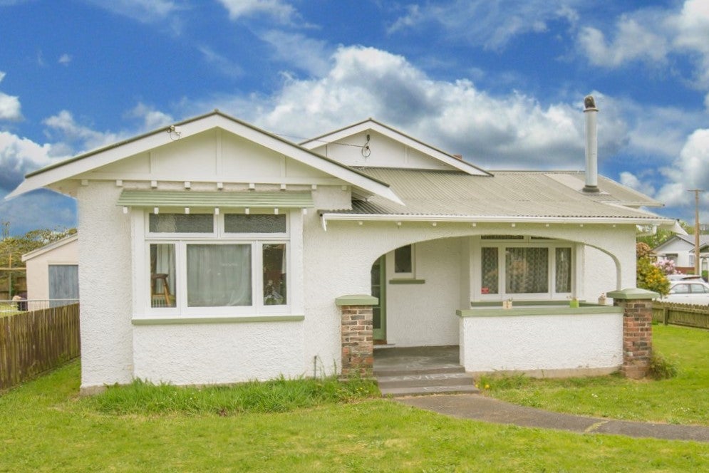 11 Brunswick Road, Aramoho, Whanganui - Carousel 1