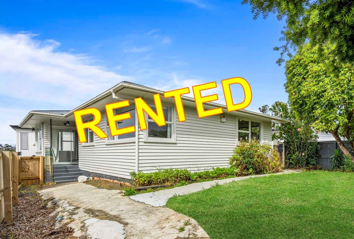 65 Sycamore Drive, Sunnynook, Auckland - Carousel 1