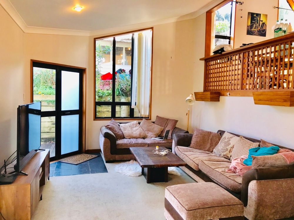 24A Sefton Avenue, Grey Lynn, Auckland - Carousel 1