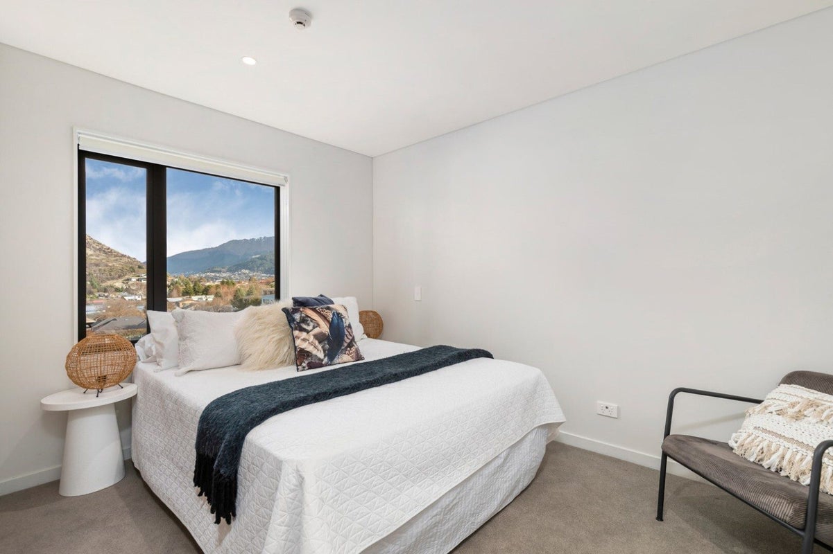 510/10 Copper Beech Avenue, Frankton, Queenstown - Carousel 2