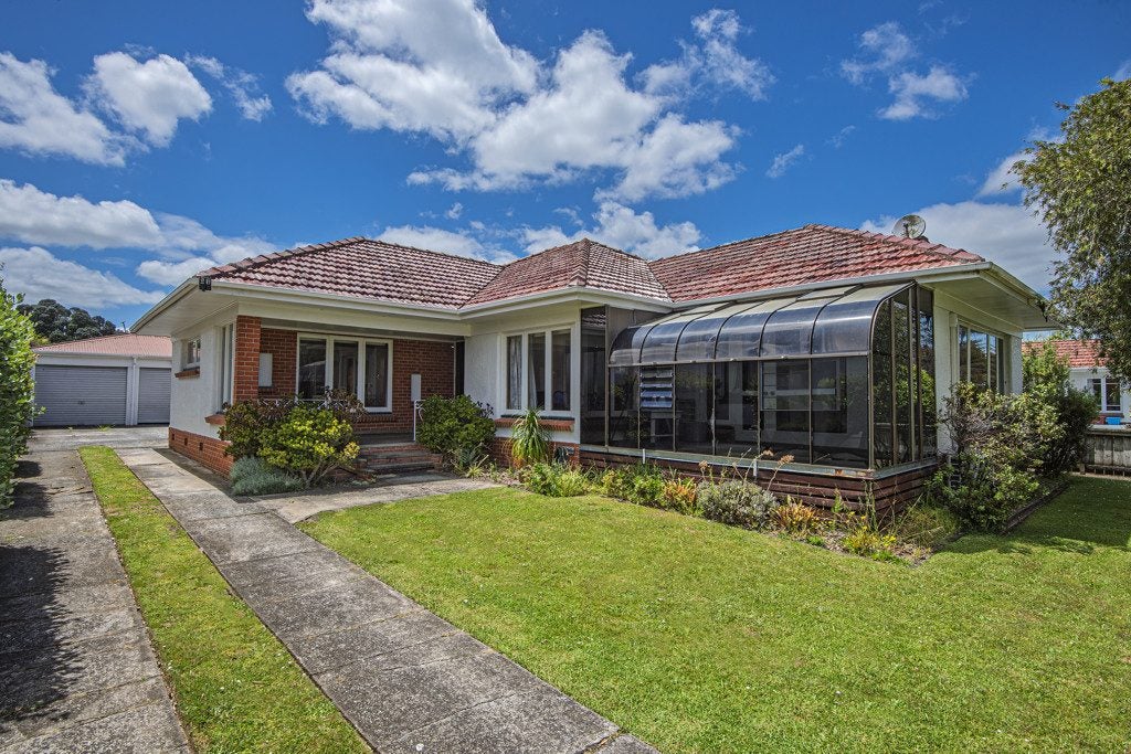 20 Islington Street, Kensington, Whangarei - Carousel 21