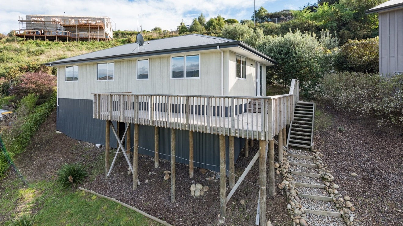 6 Henrietta Way, Washington Valley, Nelson - Carousel 1