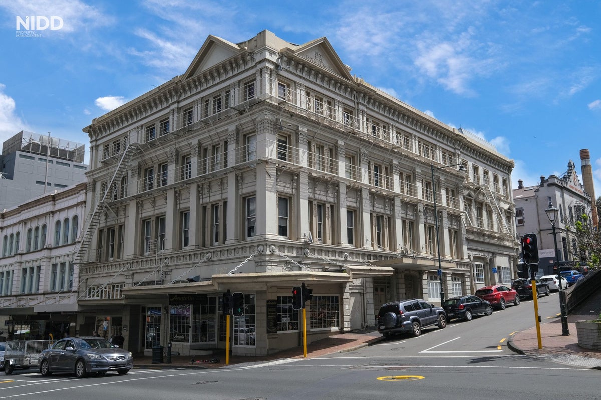 4/31 Dowling Street, Dunedin Central, Dunedin - Carousel 1