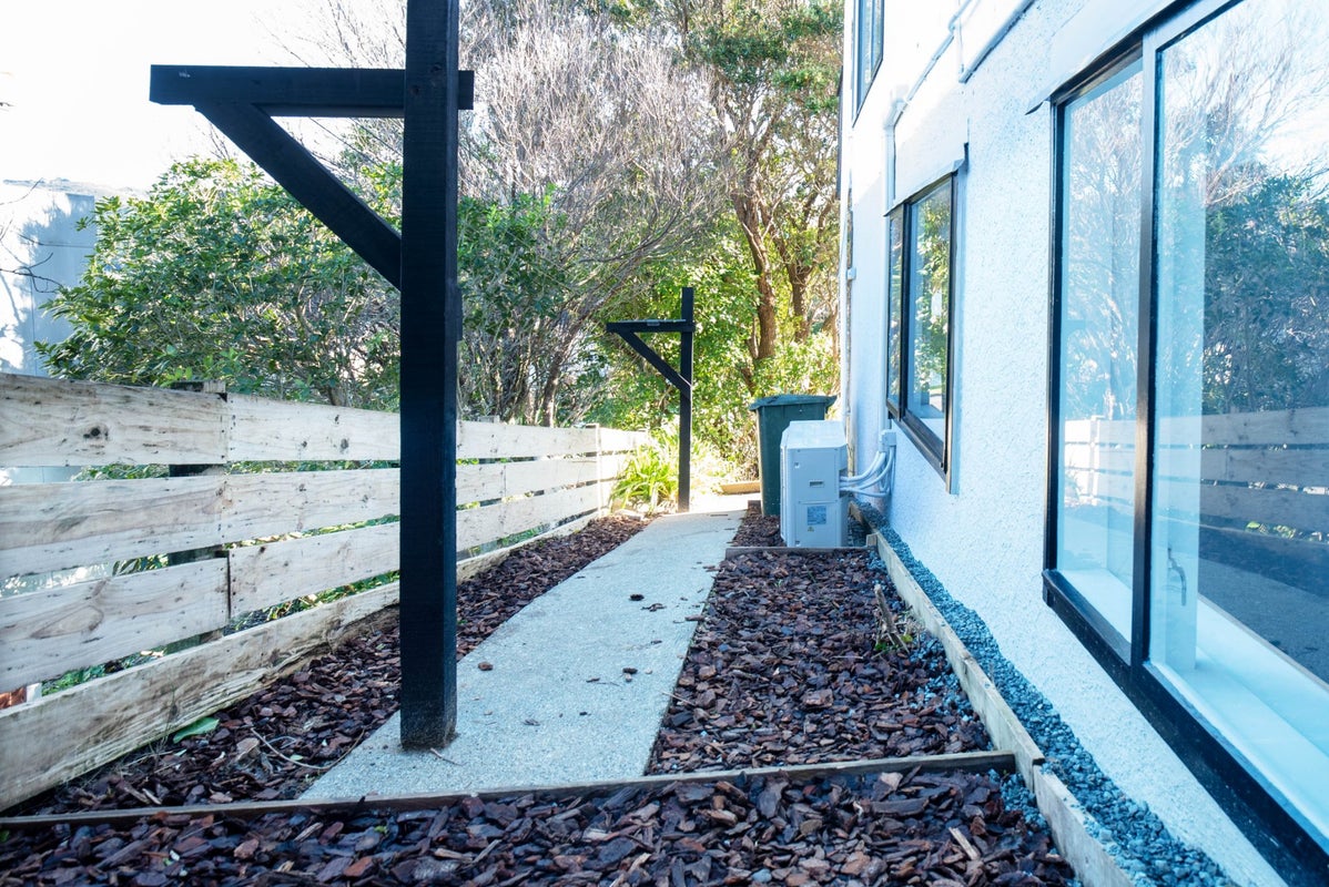 66A Major Drive, Kelson, Lower Hutt - Carousel 25