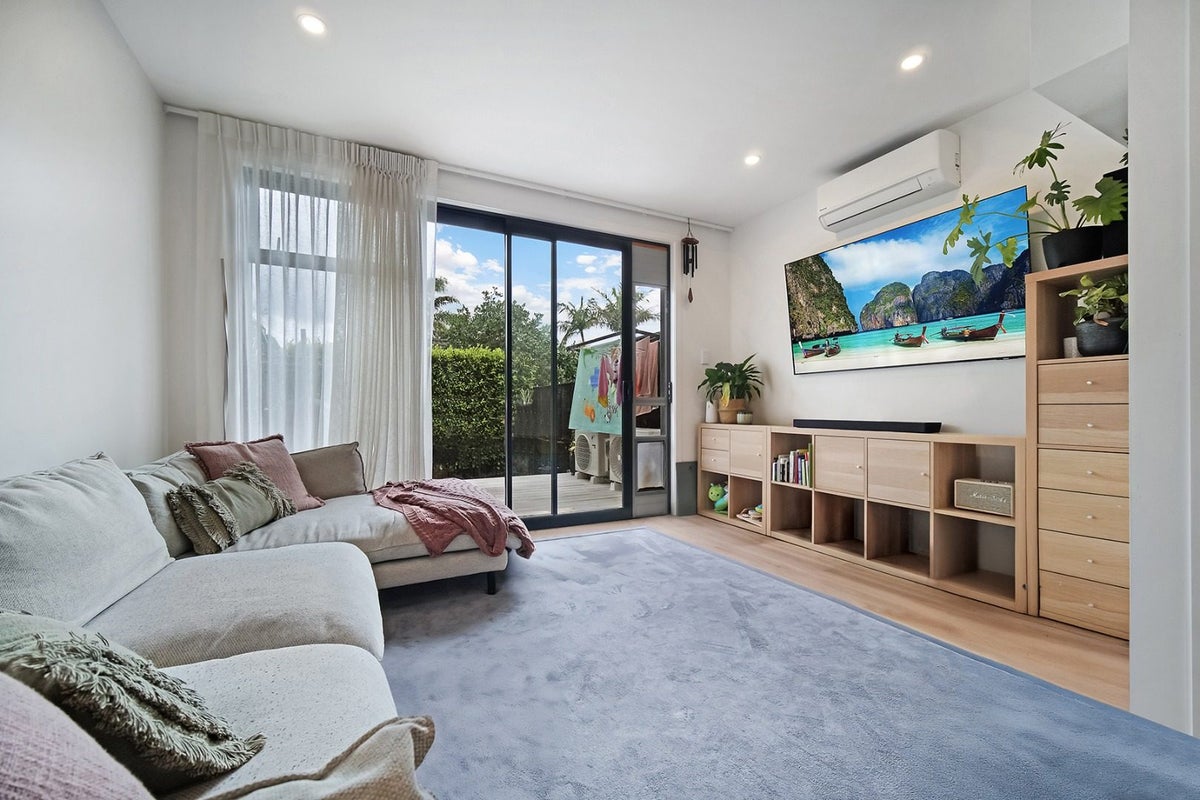 7/48 Salisbury Road, Birkdale, Auckland - Carousel 1