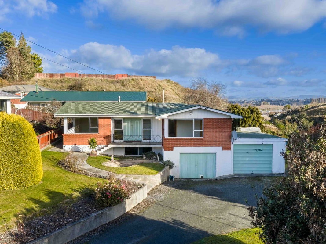 63 Gormack Street, Balclutha, Balclutha - Carousel 1