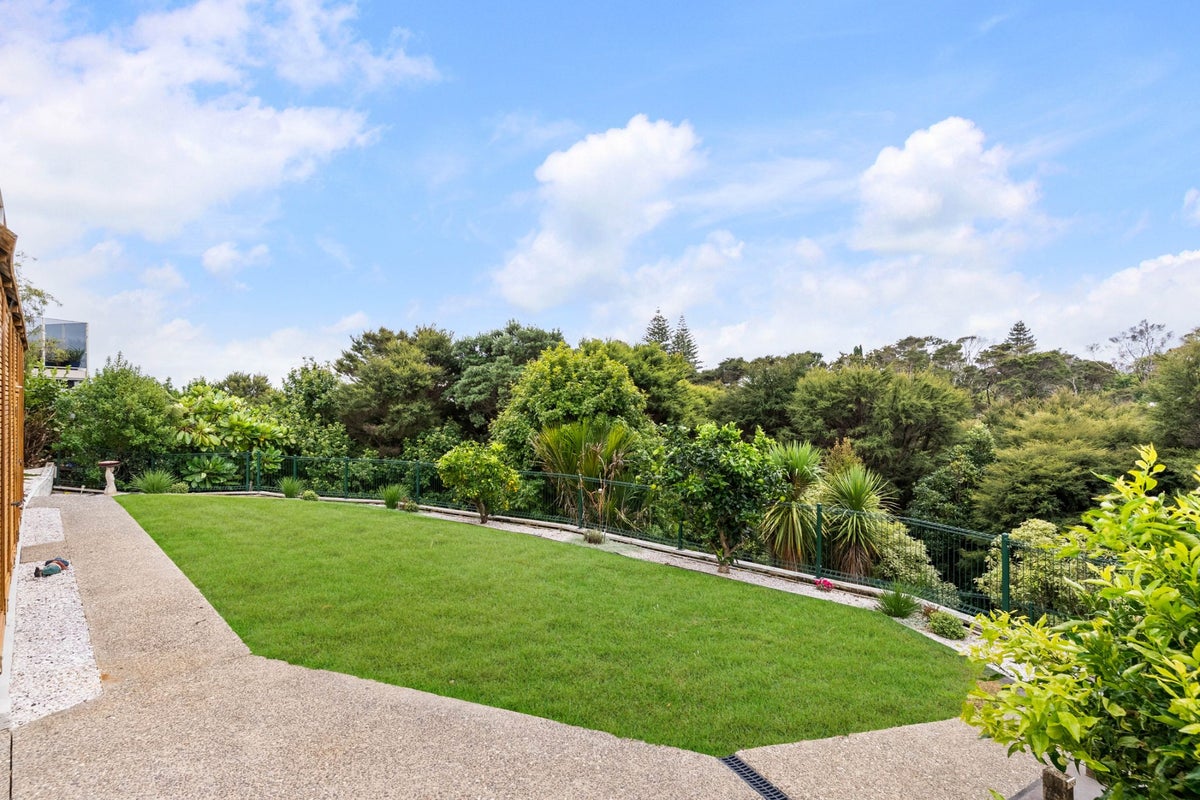 31 Omana Heights Drive, Maraetai, Auckland - Carousel 2
