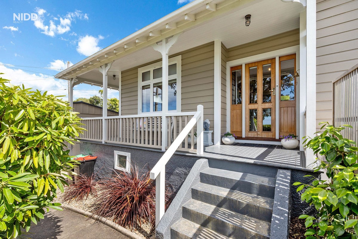 52 Hood Street, Wakari, Dunedin - Carousel 2