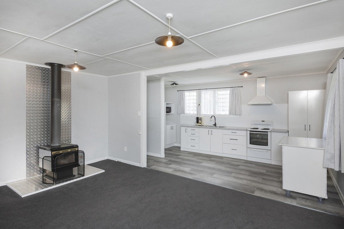25 Haldane Street, Elgin, Gisborne - Carousel 2
