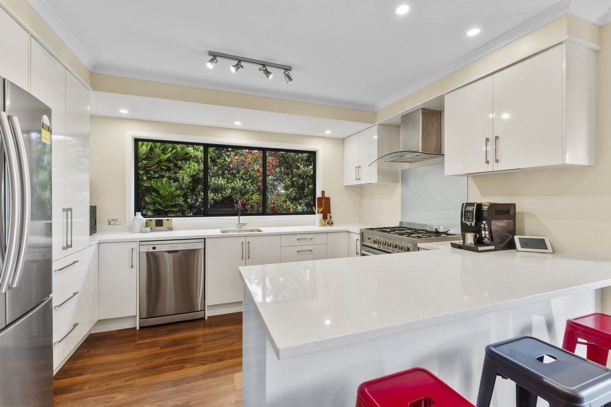 22 Toru Road, Paraparaumu Beach, Paraparaumu - Carousel 2