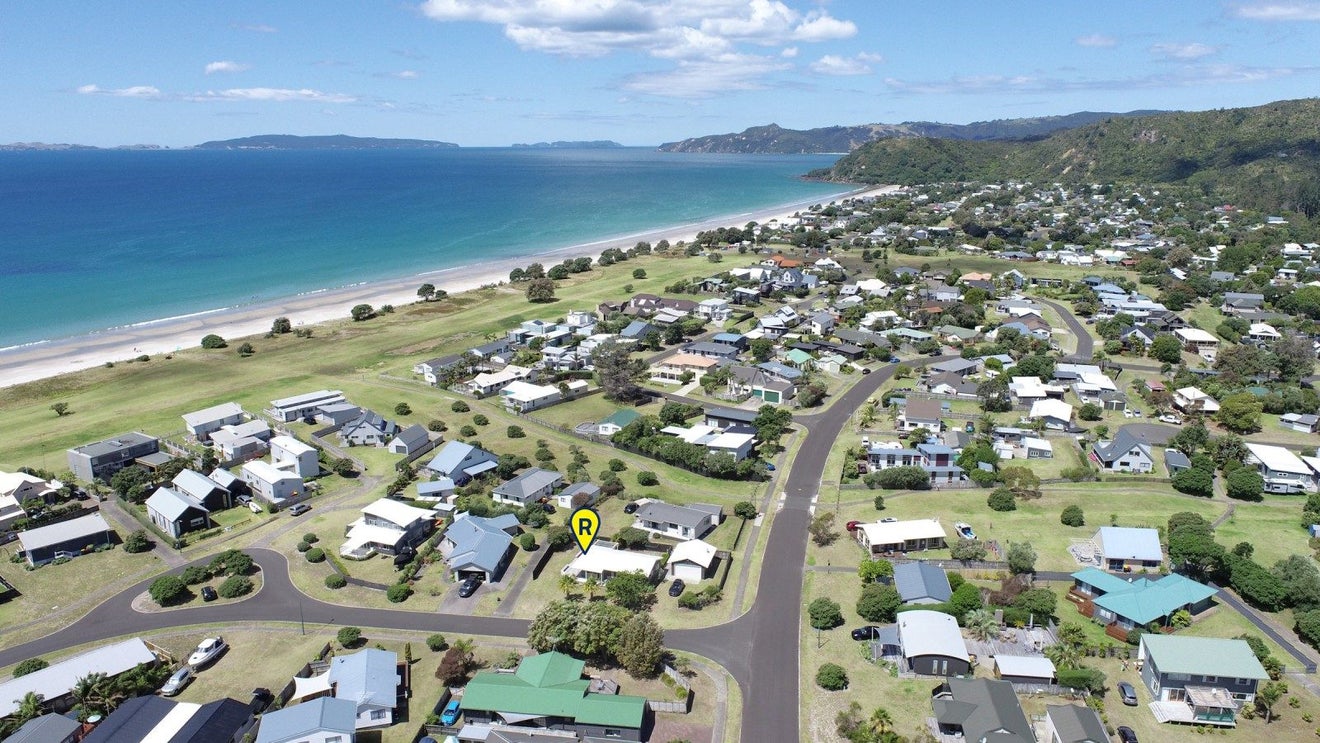 100 Puka Crescent, Matarangi, Whitianga - Carousel 2