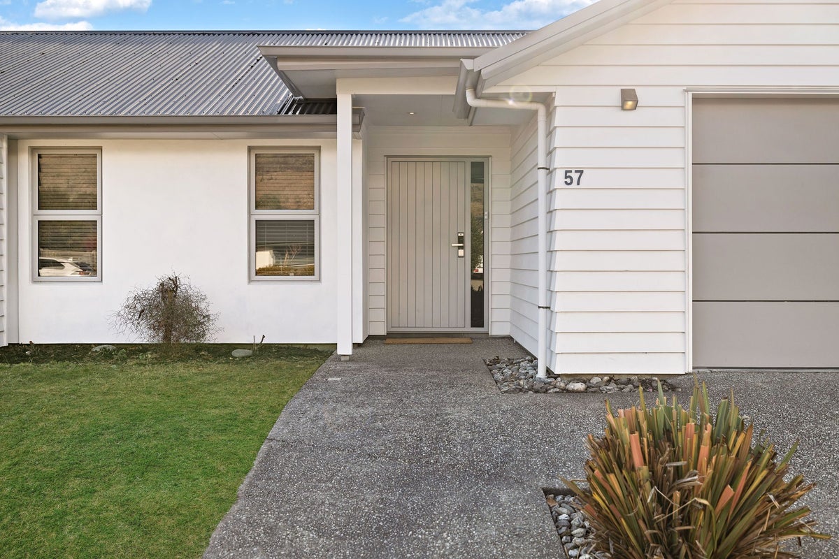 57 Howards Drive, Lake Hayes, Queenstown - Carousel 28