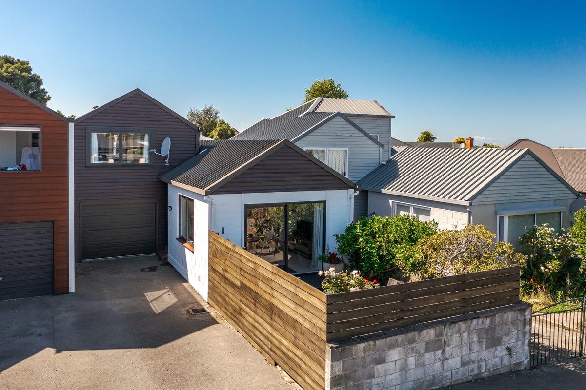 2/120 Wai-Iti Road, Highfield, Timaru - Carousel 1