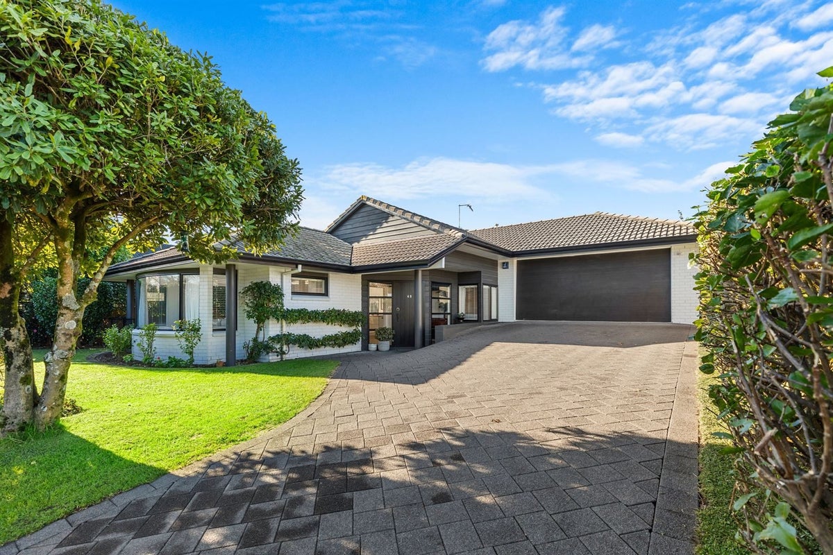 40 Beaumaris Boulevard, Bethlehem, Tauranga - Carousel 1