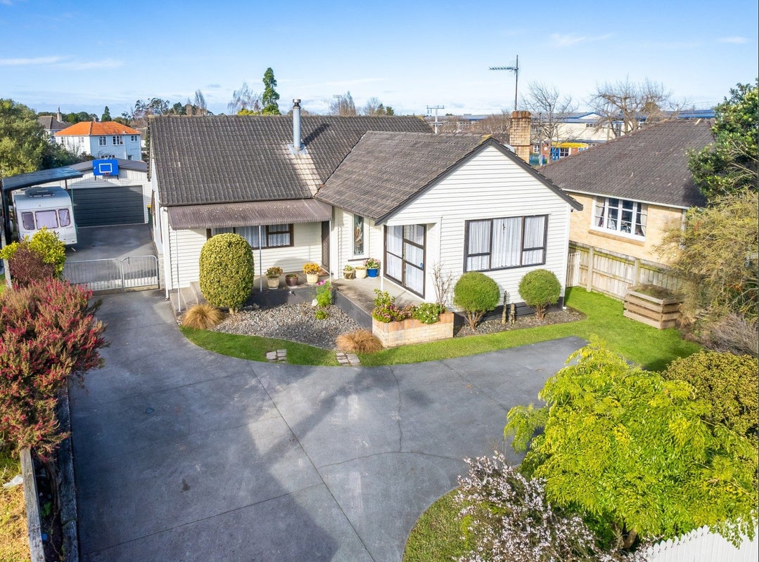 167 Maeroa Road, Maeroa, Hamilton - Carousel 2