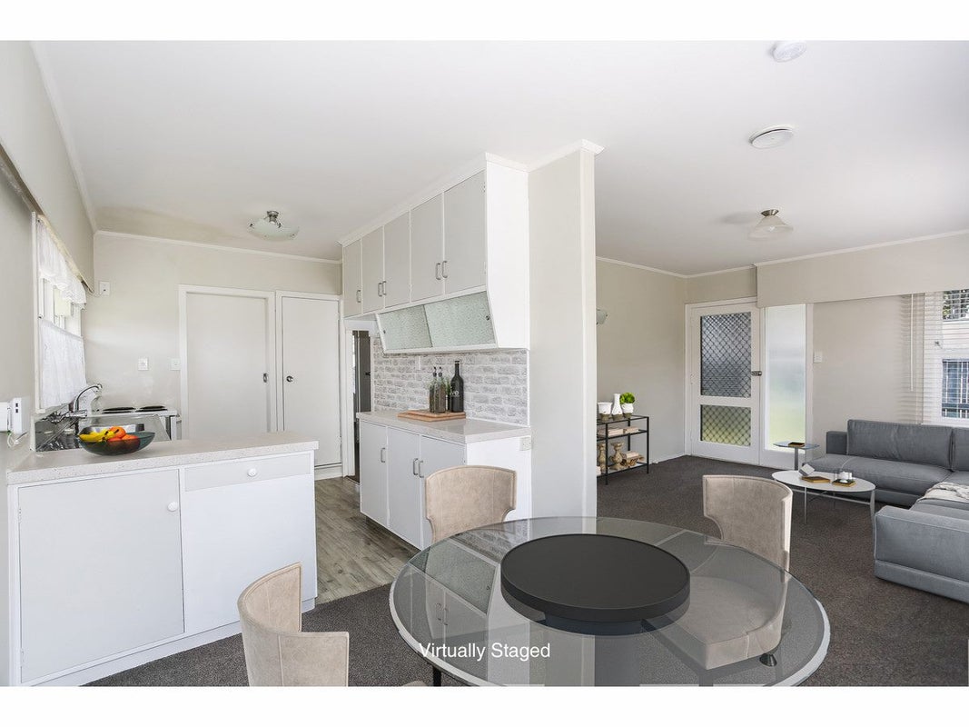 2/4 Liverpool Street, Papakura, Auckland - Carousel 2