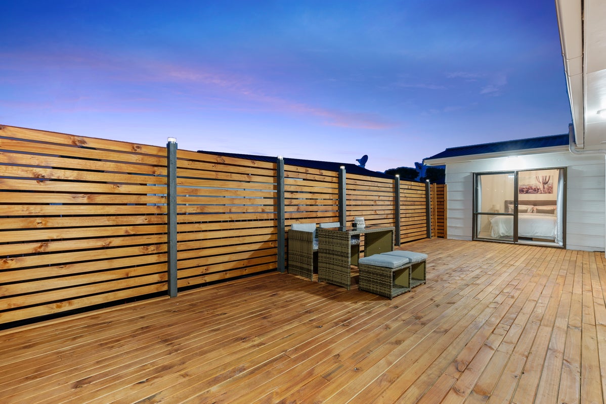 91 Templeton Place, Clendon Park, Auckland - Carousel 1