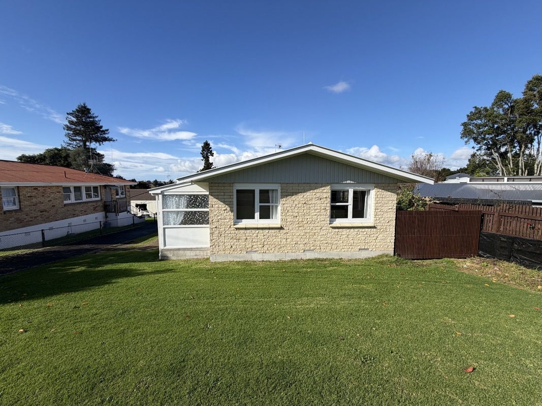 23 Churchill Road, Judea, Tauranga - Carousel 16