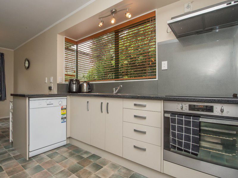 7A Dowding Street, Melville, Hamilton - Carousel 2