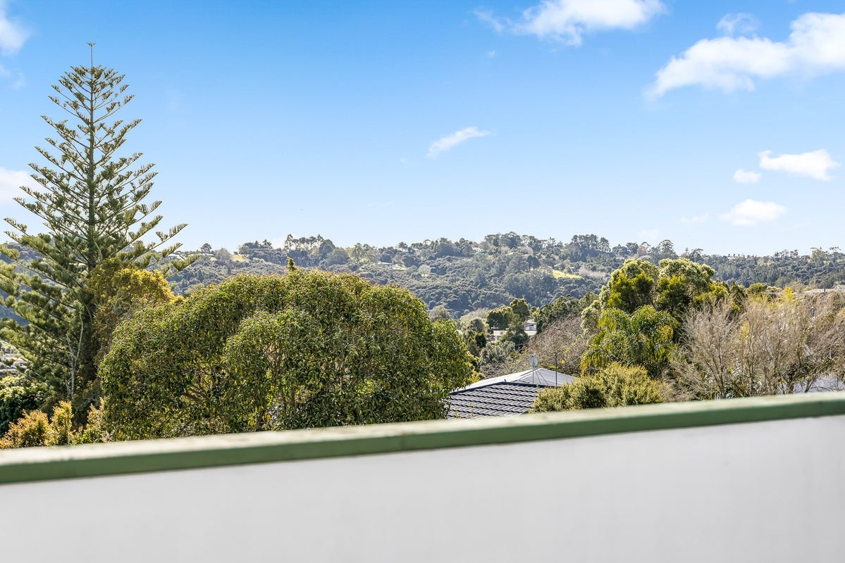 1/143 Manuka Road, Bayview, Auckland - Carousel 1