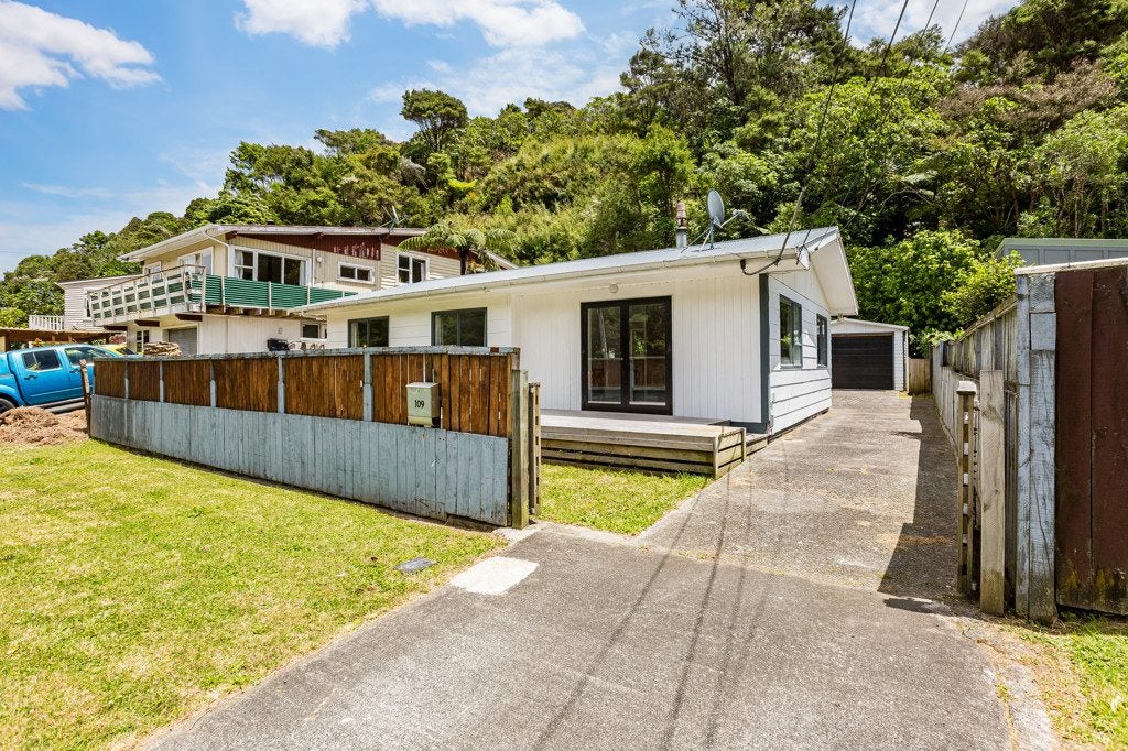 109 Hair Street, Wainuiomata, Lower Hutt - Carousel 1