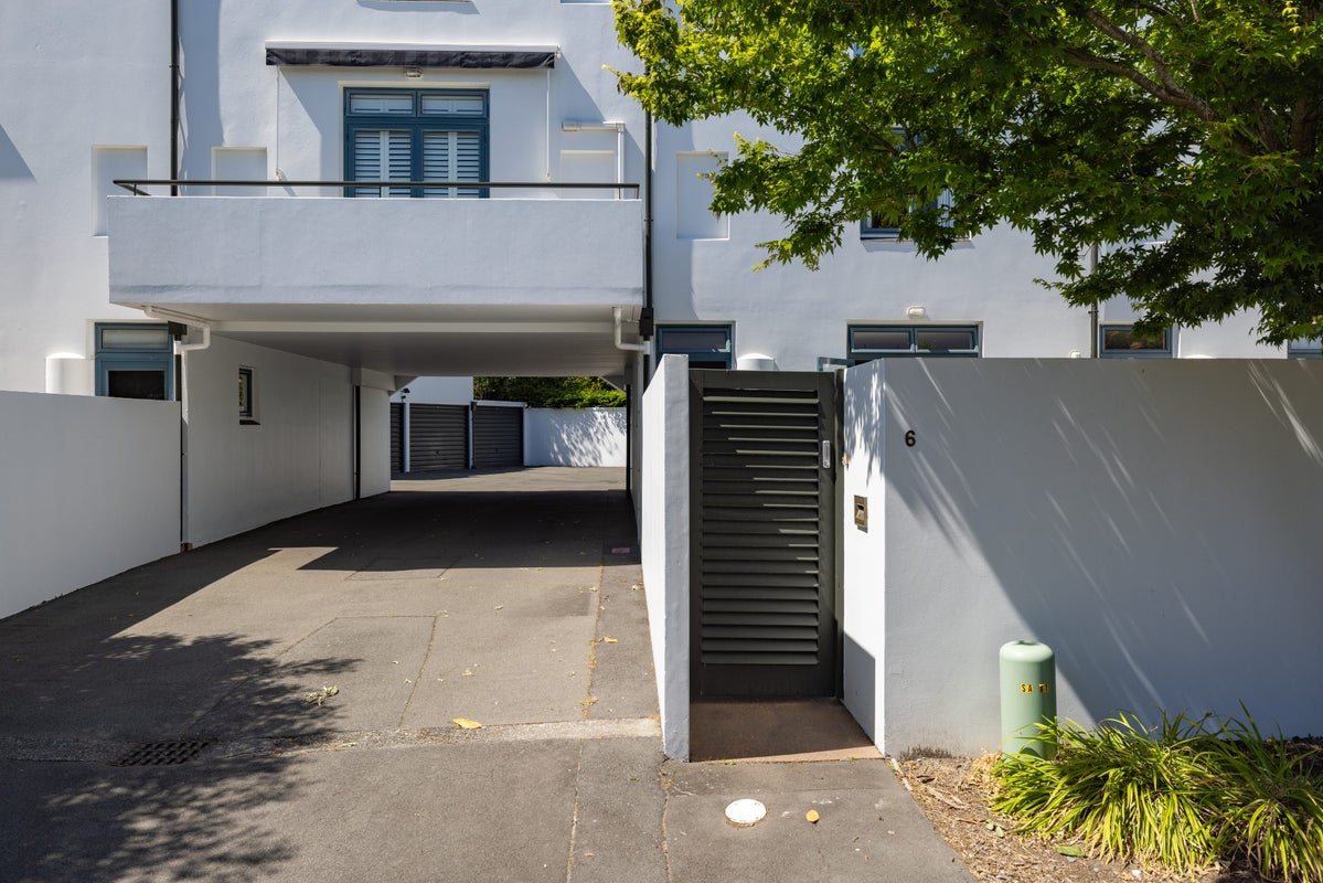 6/18 Rastrick Street, Merivale, Christchurch - Carousel 17
