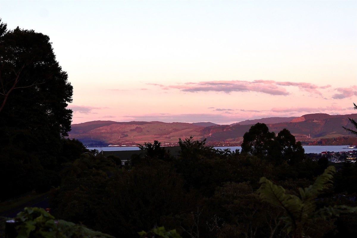 5 Edward Street, Western Heights, Rotorua - Carousel 1