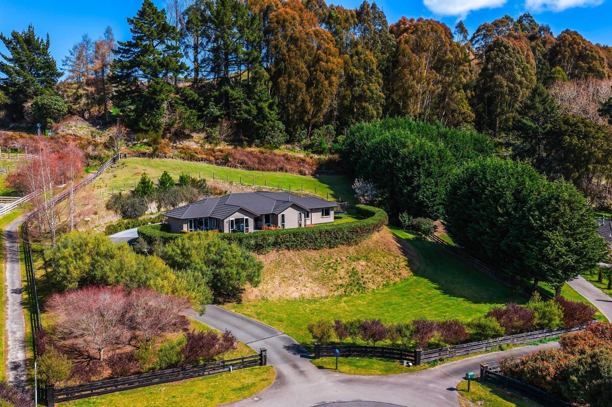 90 Dalmore Way, Acacia Bay, Taupo - Carousel 2