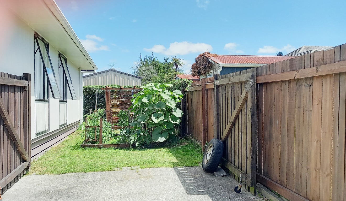 10A Ross Road, Western Heights, Rotorua - Carousel 2