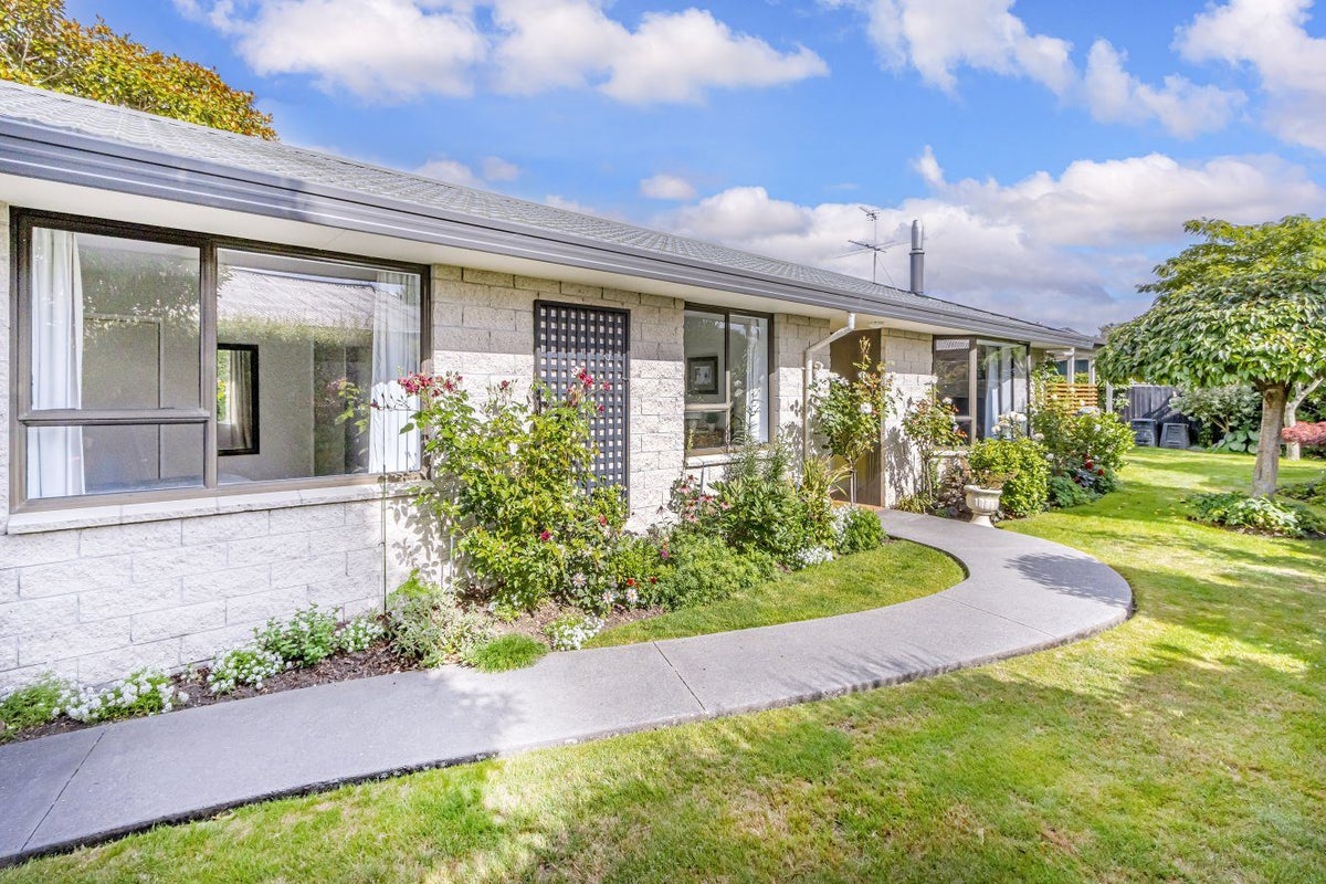 17 Todd Avenue, Bishopdale, Christchurch - Carousel 2