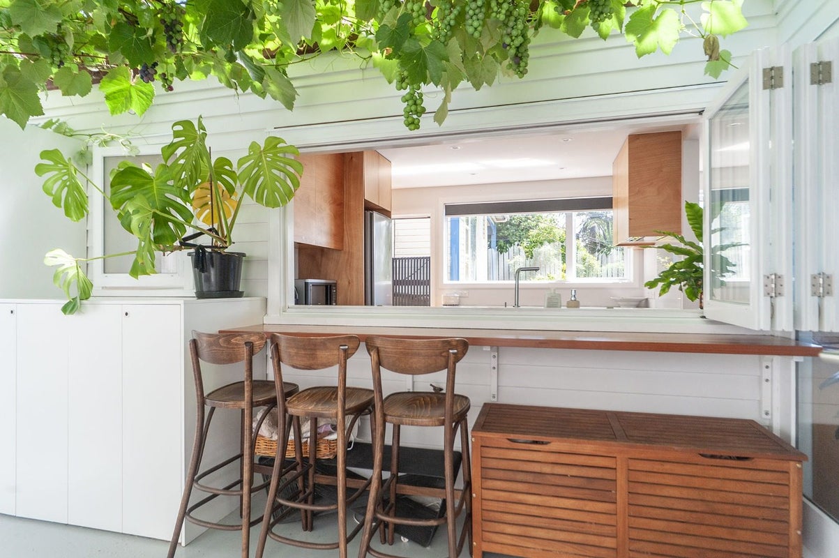 120 Ohiro Road, Brooklyn, Wellington - Carousel 2