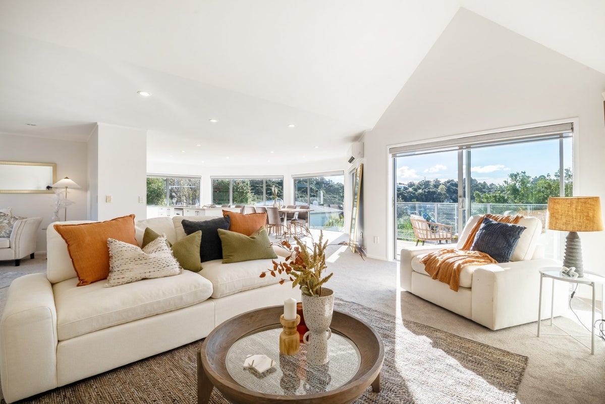 56 Fitzwilliam Drive, Torbay, Auckland - Carousel 2
