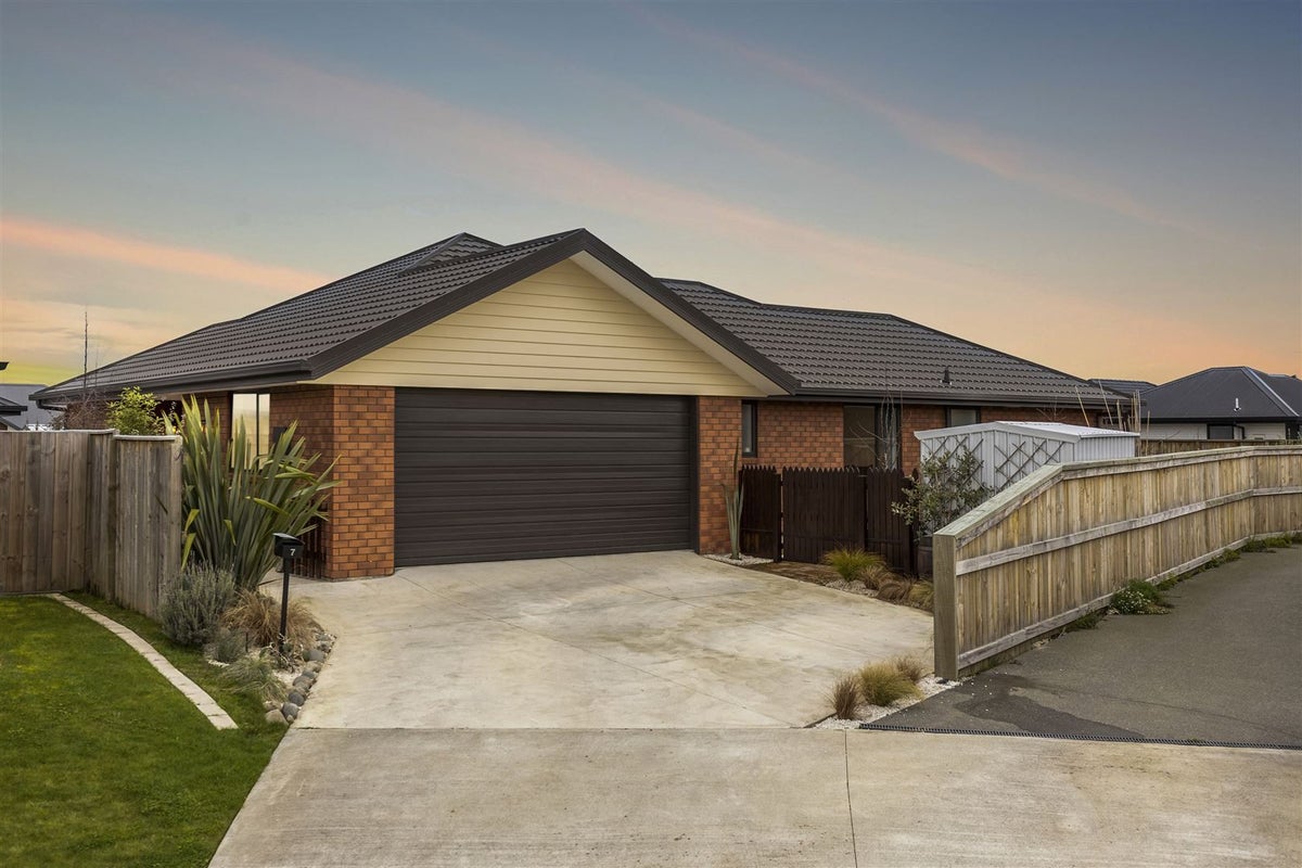7 Dakota Place, Burleigh, Blenheim - Carousel 2