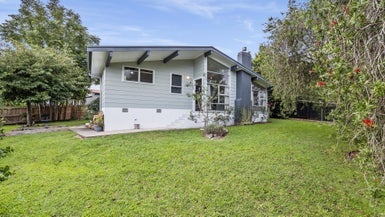 22 Ben Keys Street, Te Puke, Te Puke - Carousel 1