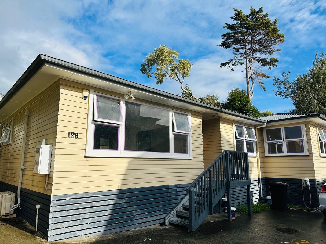 12B Oriana Avenue, Lynfield, Auckland - Carousel 1