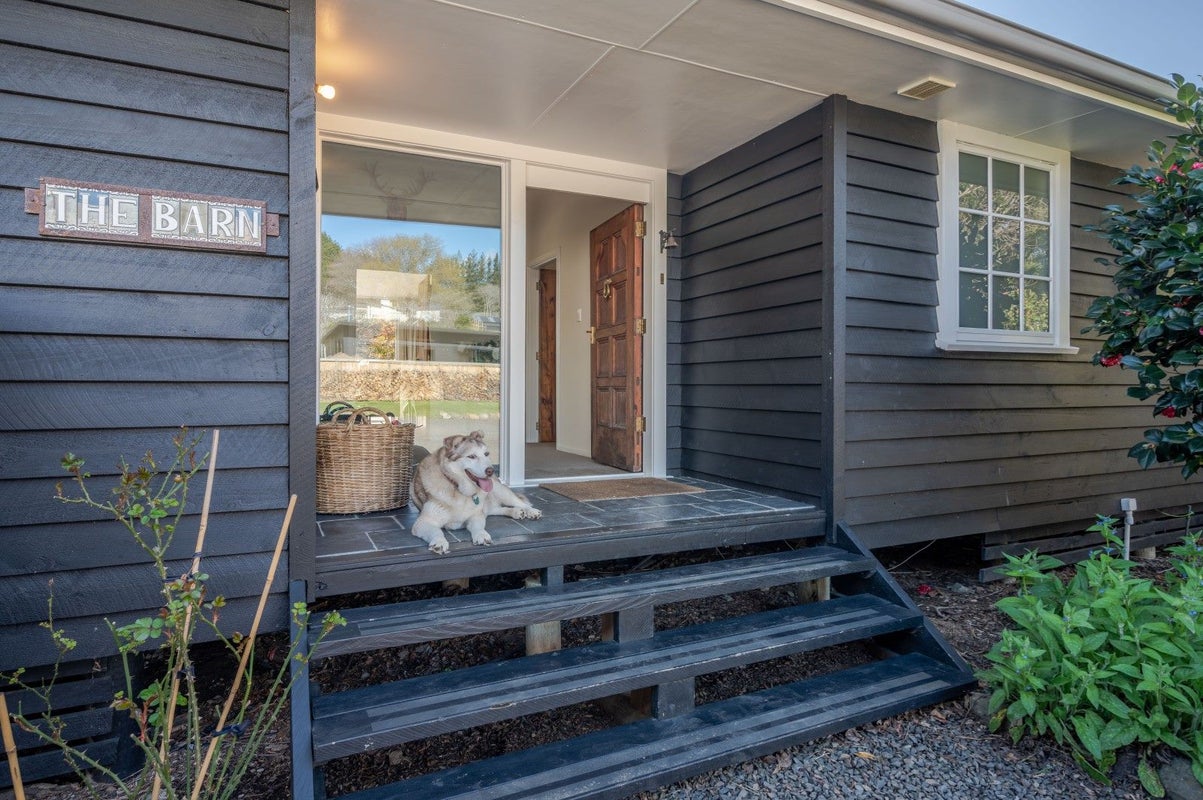 8 Takamatua Bay Road, Takamatua, Akaroa - Carousel 39