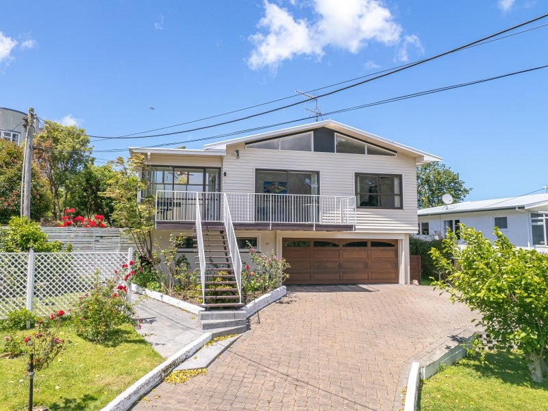 152A Anzac Parade, Whanganui East, Whanganui - Carousel 1