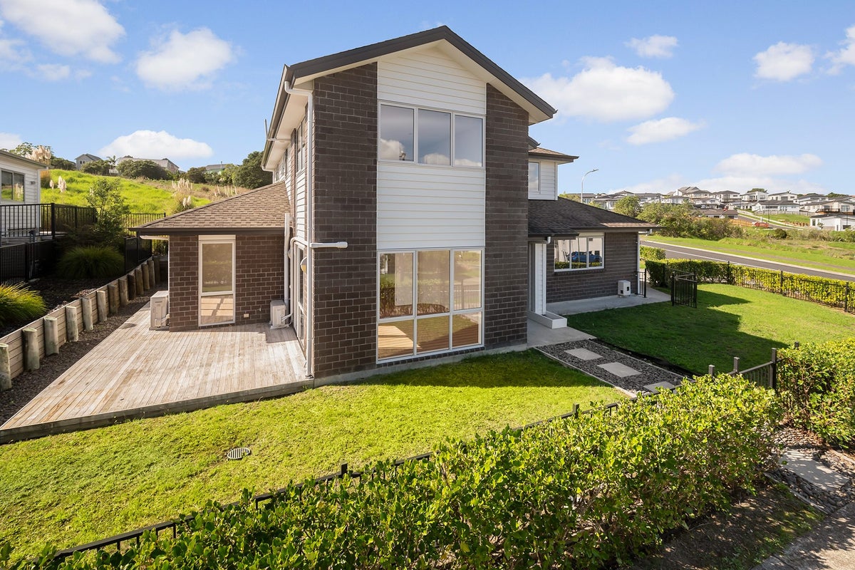 19 Parkview Drive, Gulf Harbour, Whangaparaoa - Carousel 1