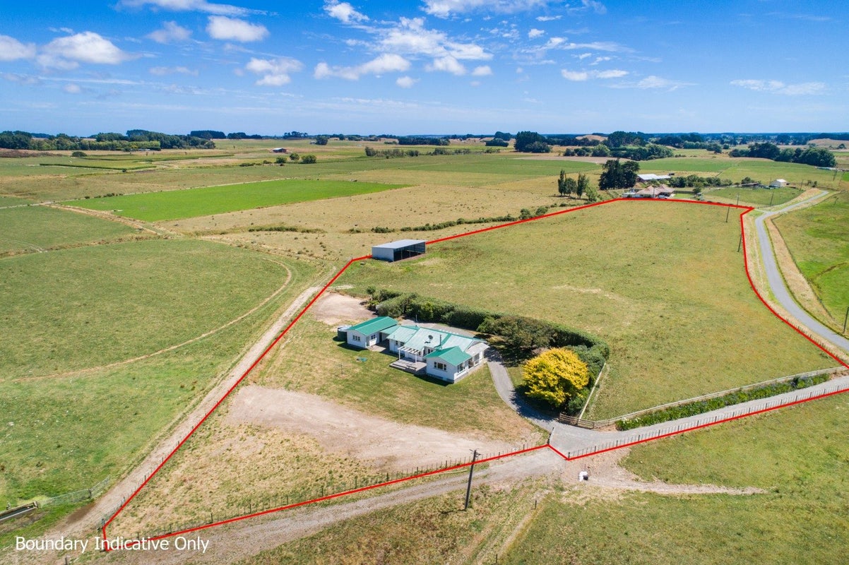 175 Soldiers Road, Tangimoana, Palmerston North - Carousel 1