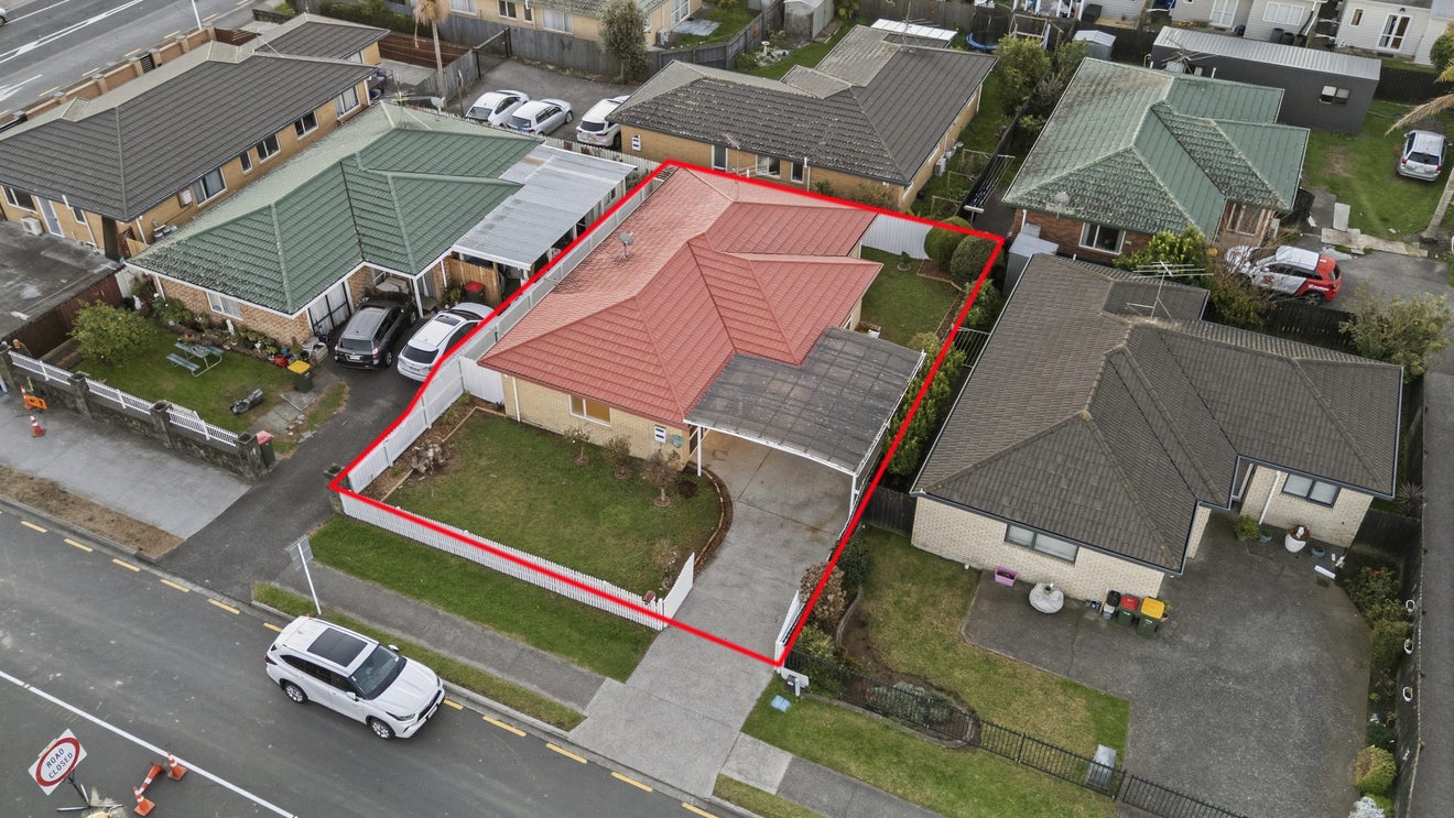 84 Manuroa Road, Takanini, Papakura, Auckland - Carousel 24