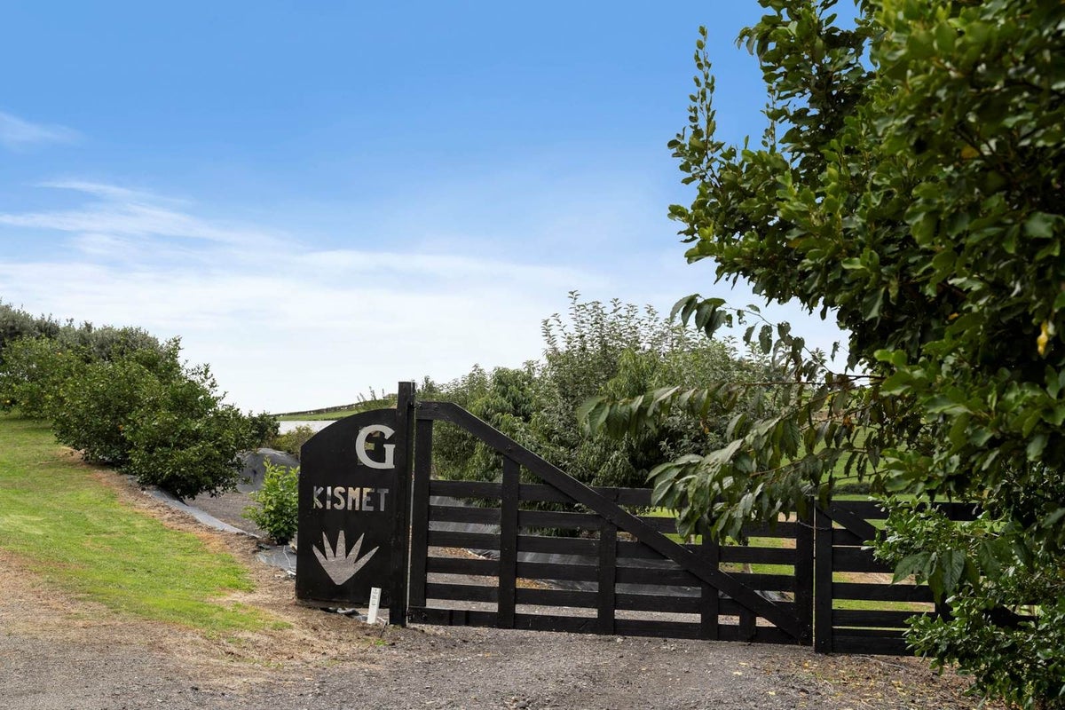 11G ROWE ROAD, Ohauiti, Tauranga - Carousel 2