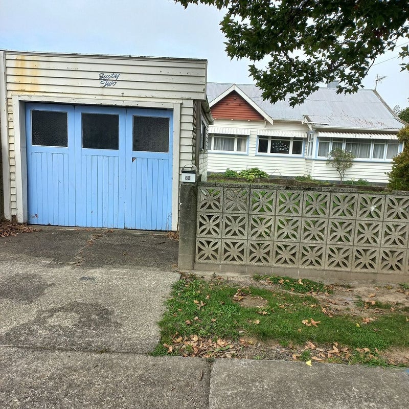 62 Randwick Crescent, Moera, Lower Hutt - Carousel 1
